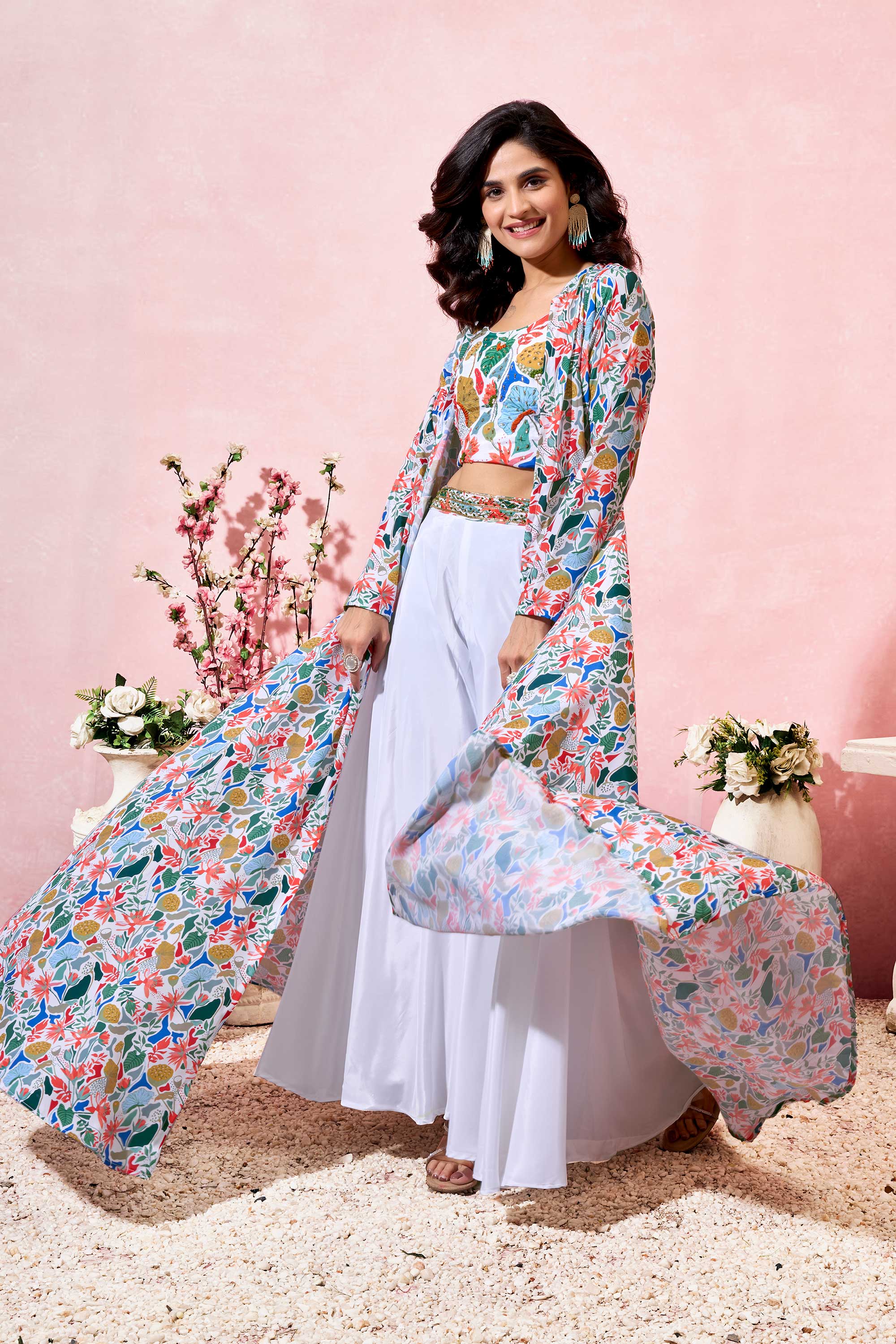 Vashti Elegant Crepe Shrug Set