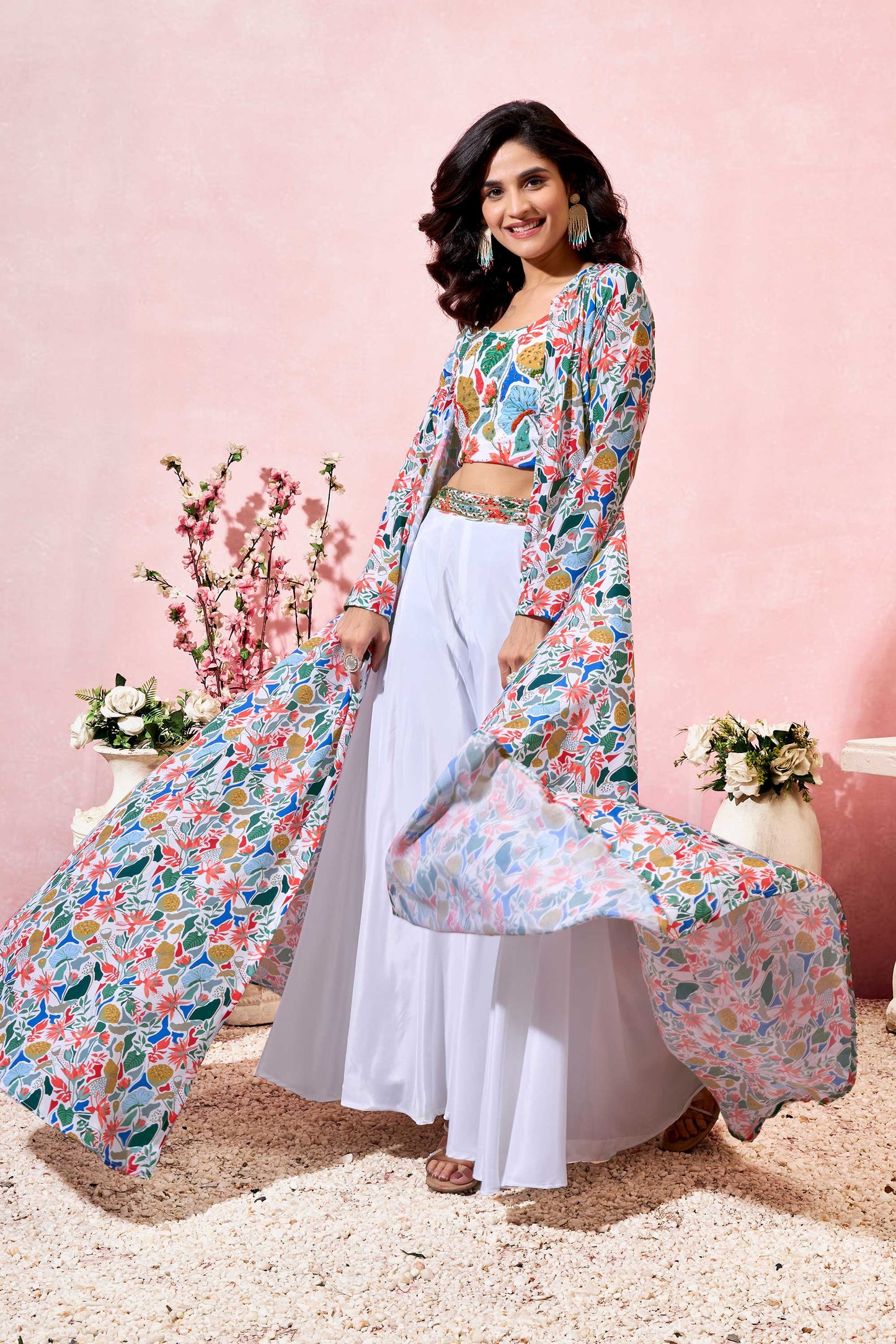 Vashti Elegant Crepe Shrug Set