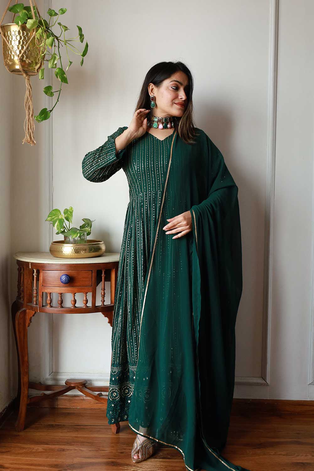 GREEN EMBROIDERY SUIT