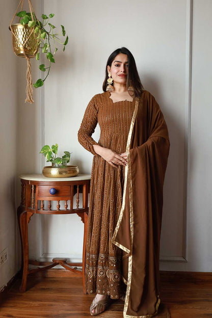 BROWN EMBROIDERY SUIT
