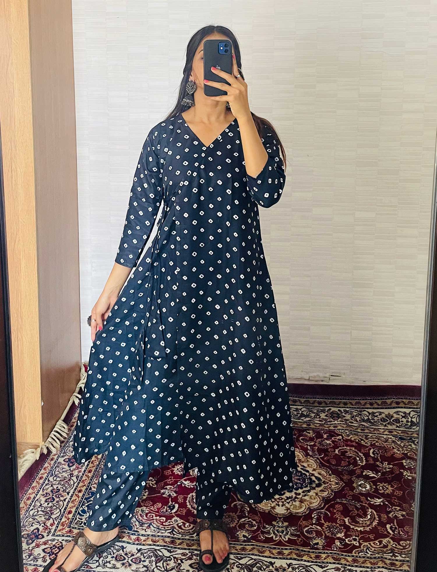 BLACK DOLA SILK KURTA SET