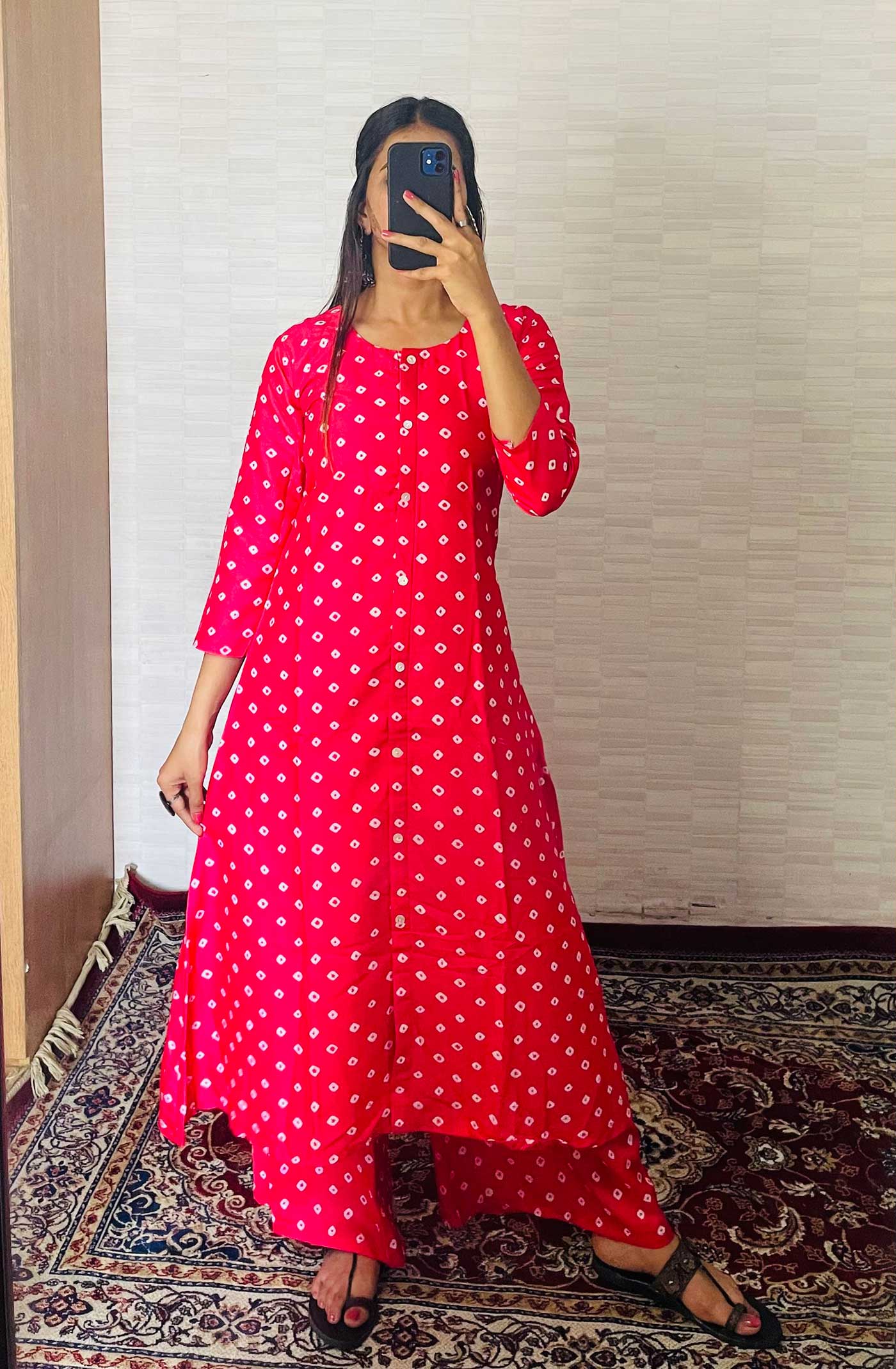 RED DOLA SILK KURTA SET