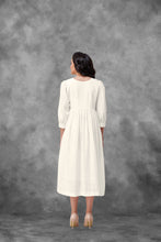 VIBHA WHITE COTTON DRESS