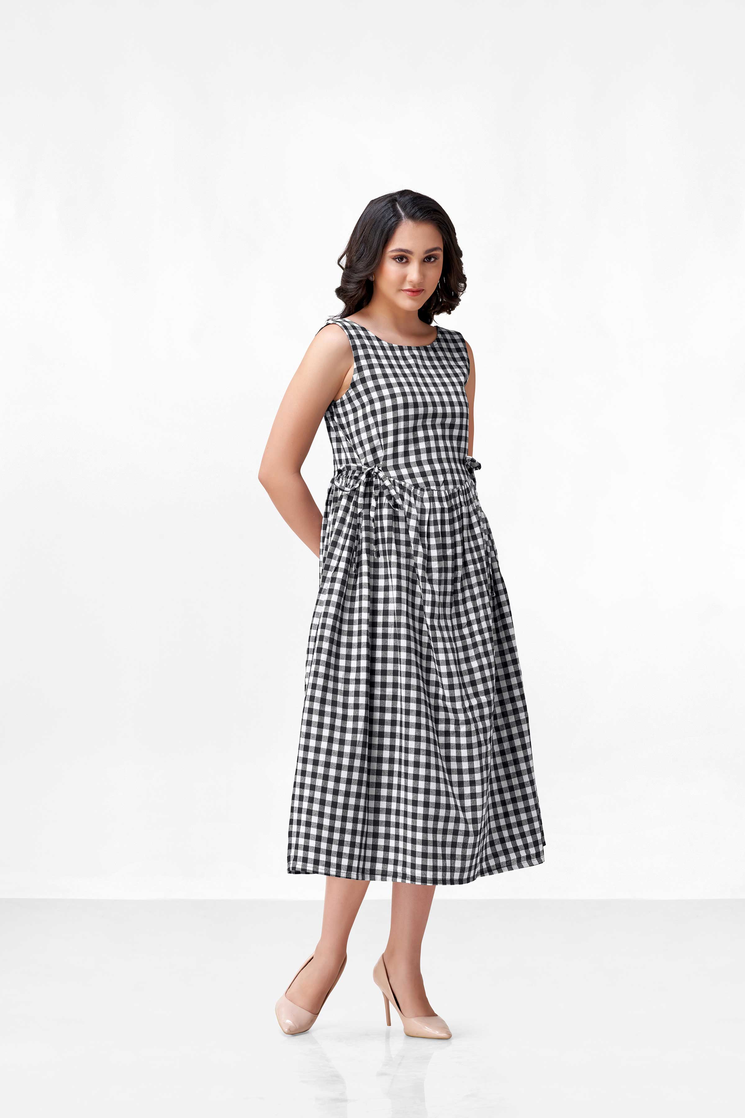 CLORA BLACK CHEX DRESS
