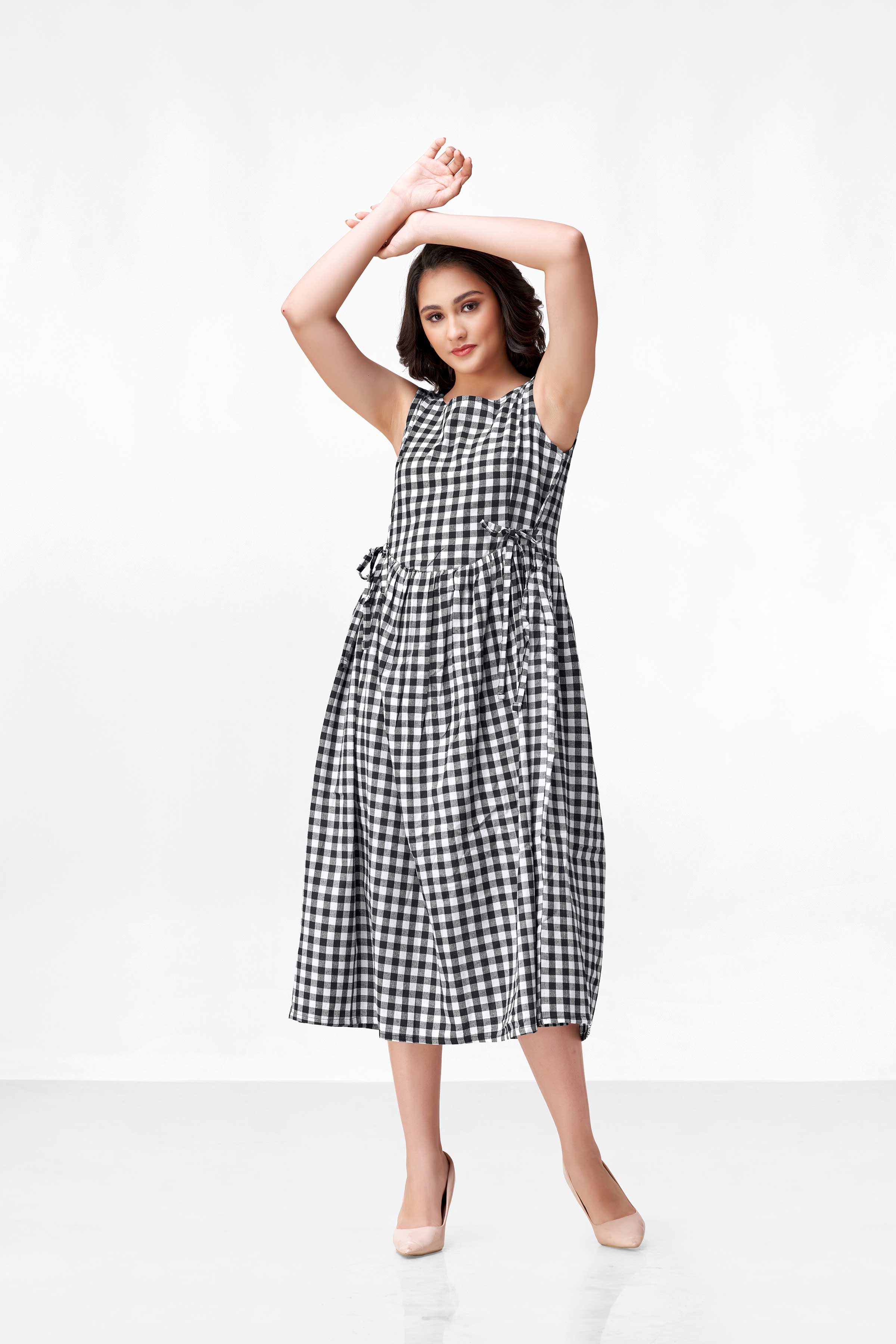 CLORA BLACK CHEX DRESS