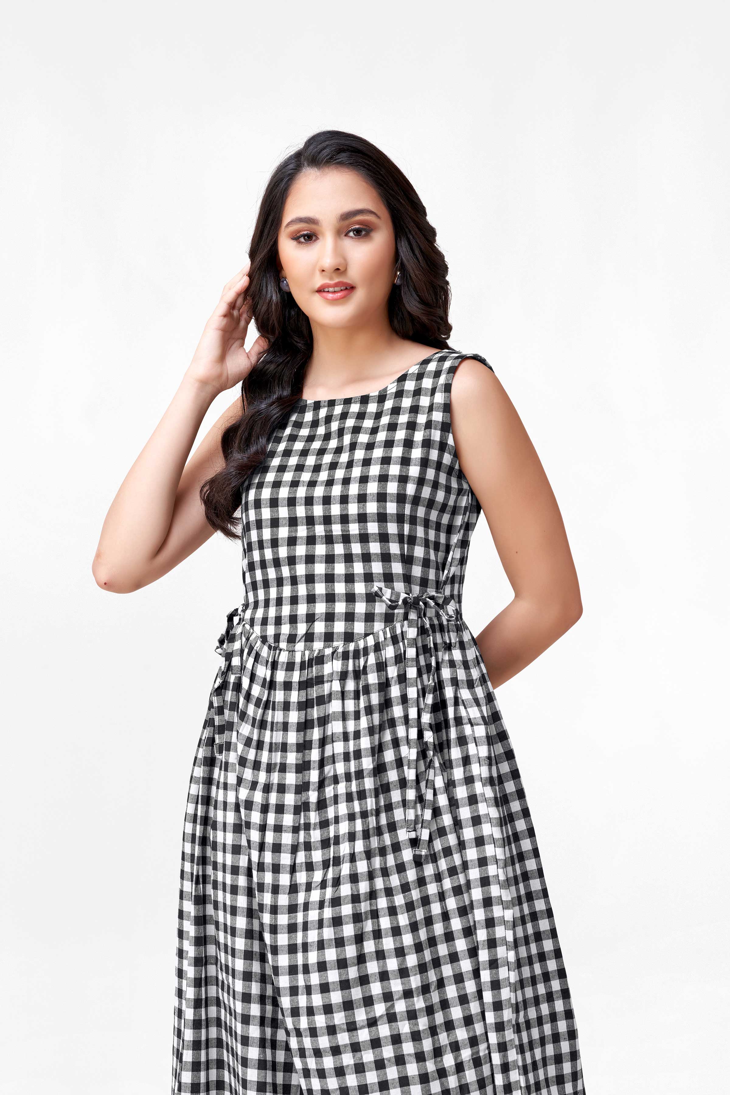 CLORA BLACK CHEX DRESS