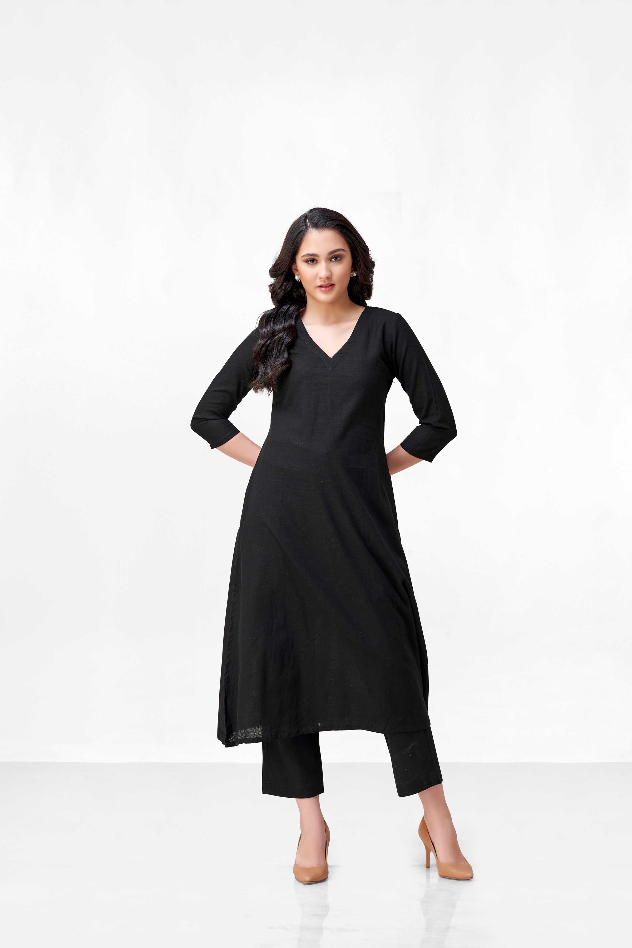 DIYA BLACK KURTA SET