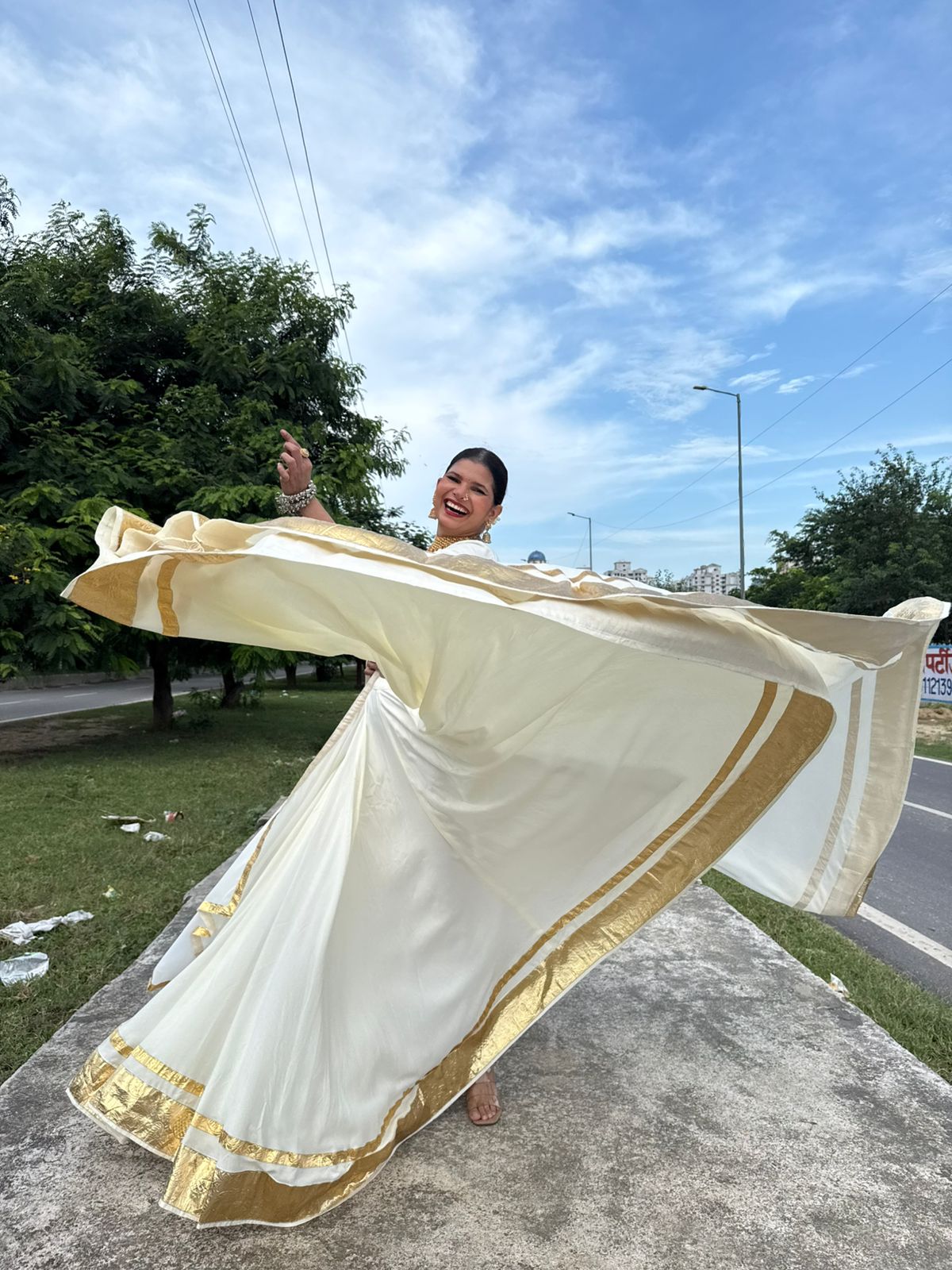 OFFWHITE LEHENGA CHOLI