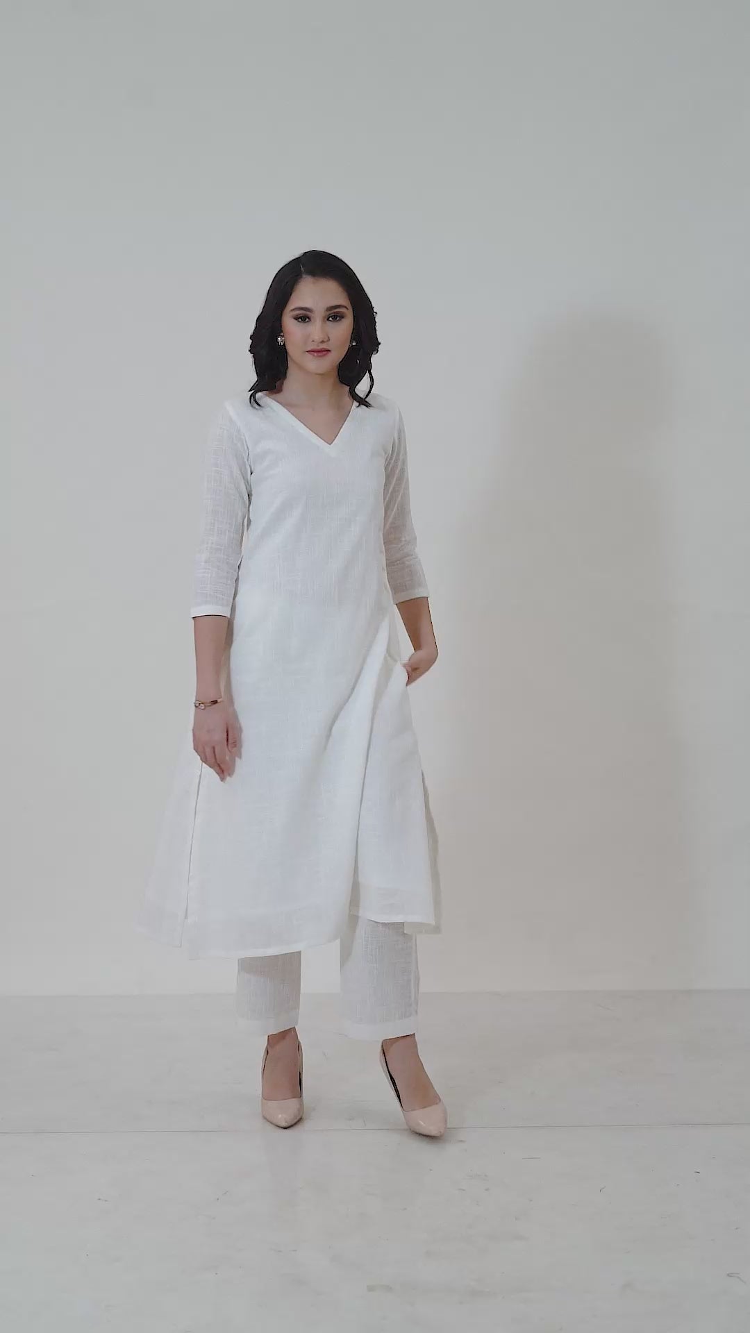 DIYA WHITE KURTA SET