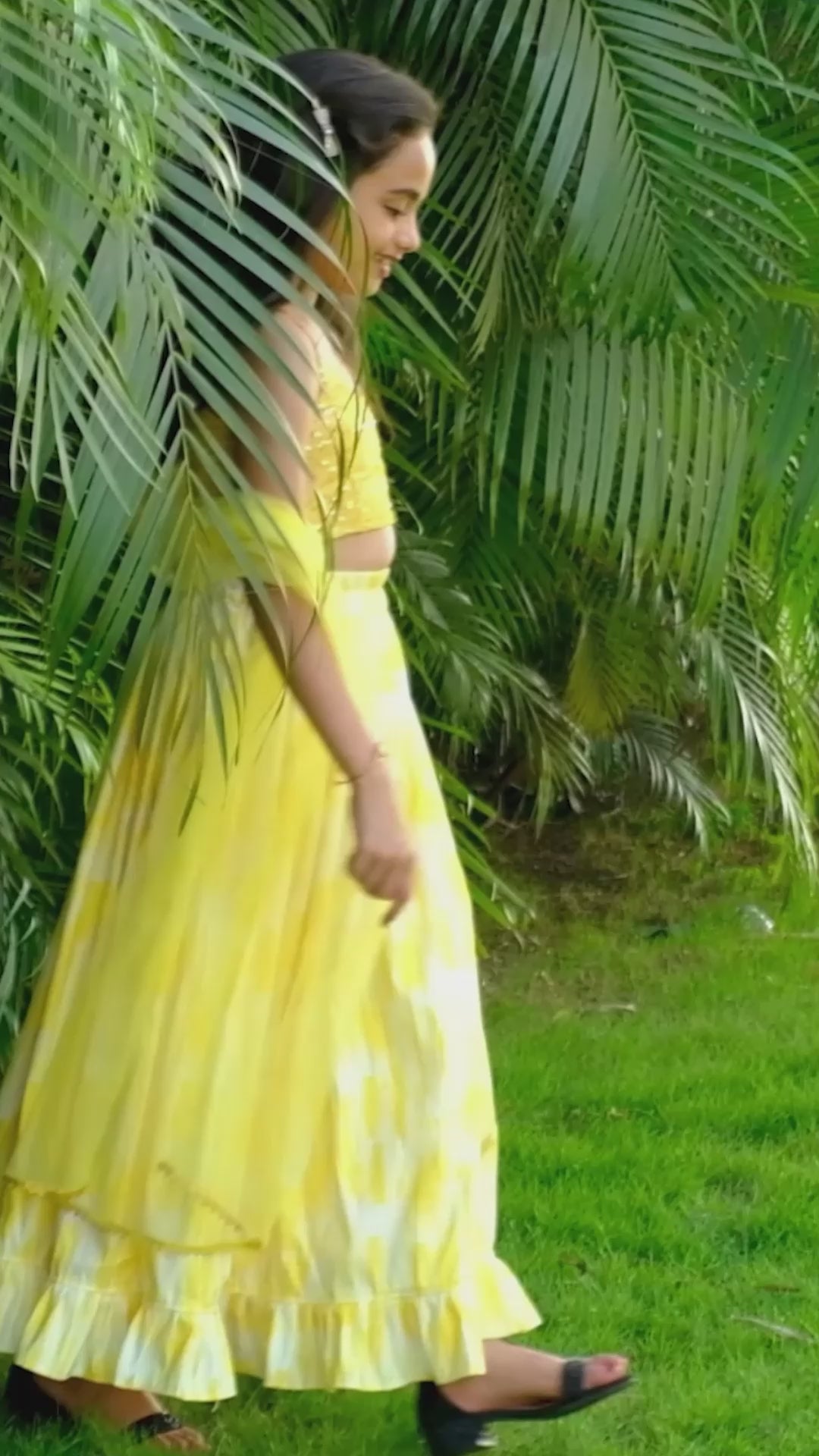 KAI EMBROIDERY KIDS LEHENGA CHOLI