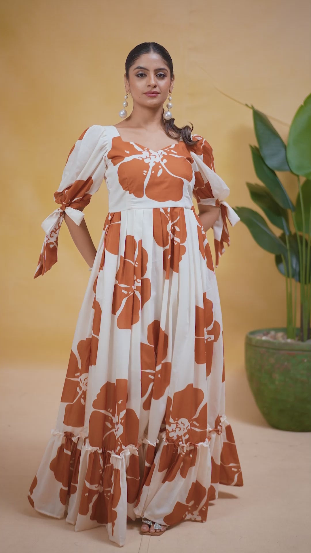 ROZY FLORAL MAXI DRESS