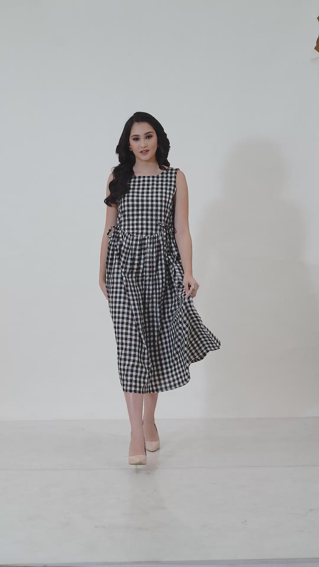 CLORA BLACK CHEX DRESS
